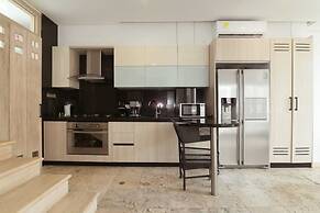 w Sophisticated 3BR House w AC in Cartagena