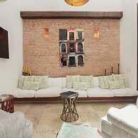 w Sophisticated 3BR House w AC in Cartagena