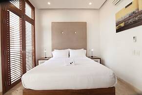 w Sophisticated 3BR House w AC in Cartagena