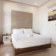 w Sophisticated 3BR House w AC in Cartagena