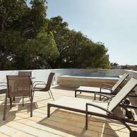 w Sophisticated 3BR House w AC in Cartagena