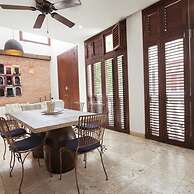 w Sophisticated 3BR House w AC in Cartagena