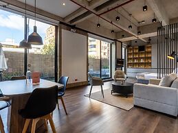 w Monochrome Loft With Terrace in Parque 93