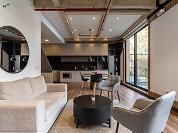 w Monochrome Loft With Terrace in Parque 93