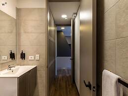 w Monochrome Loft With Terrace in Parque 93