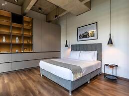 w Monochrome Loft With Terrace in Parque 93