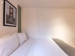 w Homey 2BR in Cabrera