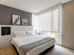 w Splendid Loft in Santa Ana