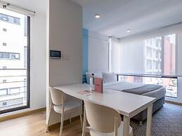 w Authentic Loft in Santa Ana