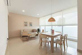 w Modern 3BR w AC in Cartagena