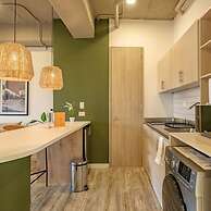 w Beautiful Loft With Balcony in Laureles