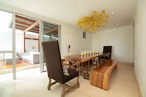 w Cool 4BR With Private Pool n AC in Cartagena