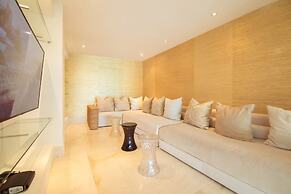 w Cool 4BR With Private Pool n AC in Cartagena