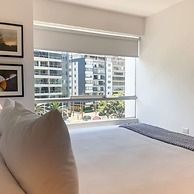 w Classy 2BR With City View in Miraflores