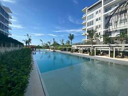 w Lively 1BR With Balcony in Cartagena