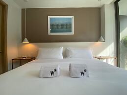 w Lively 1BR With Balcony in Cartagena