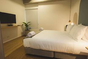 w Stunning 3BR With AC in Laureles