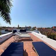 w Amazing 4BR Colonial Villa w AC in Cartagena