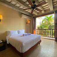 w Amazing 4BR Colonial Villa w AC in Cartagena