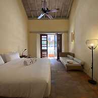 w Amazing 4BR Colonial Villa w AC in Cartagena