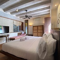 w Amazing 4BR Colonial Villa w AC in Cartagena