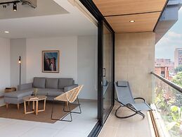 w Amazing 2BR w/ AC in Laureles