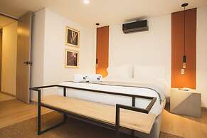 w Beautiful 3BR w Terrace n AC in Laureles