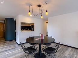 w Spectacular 2BR in Cabrera