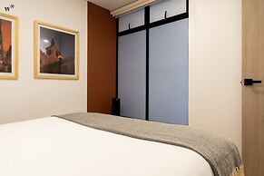 w Lovely 2BR w Balcony n AC in Laureles