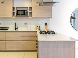 w Lovely 2BR w Balcony n AC in Laureles