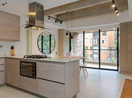 w Splendid 3BR w AC in Laureles