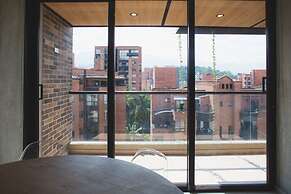 w Amazing 3BR w/ AC in Laureles