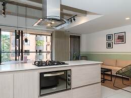 w Beautiful 3BR w/ AC in Laureles