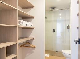 w Beautiful 3BR w/ AC in Laureles