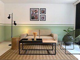 w Lovely 3BR w AC in Laureles