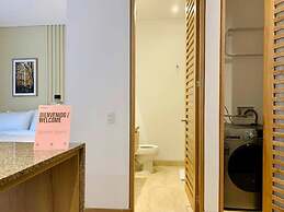 w Amazing Loft in Chico