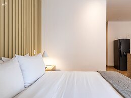 w Amazing Loft in Chico