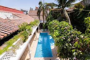 w Vibrant House 5BR w Pool n AC in Cartagena