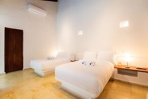 w Vibrant House 5BR w Pool n AC in Cartagena