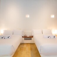 w Vibrant House 5BR w Pool n AC in Cartagena