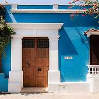 w Vibrant House 5BR w Pool n AC in Cartagena