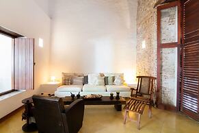 w Vibrant House 5BR w Pool n AC in Cartagena