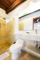 w Vibrant House 5BR w Pool n AC in Cartagena