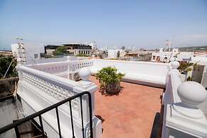 w Vibrant House 5BR w Pool n AC in Cartagena