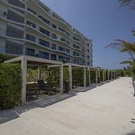 w Stunning 1BR With Pool in Cartagena