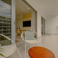 w Stunning 1BR With Pool in Cartagena