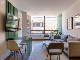 w Stunning 1BR in Chico