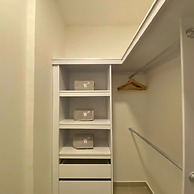 w Incredible 2BR w Unique View n AC