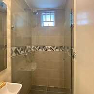 w Incredible 2BR w Unique View n AC