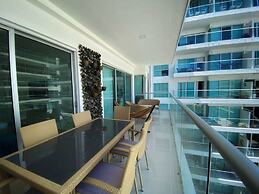 w Incredible 2BR w Unique View n AC